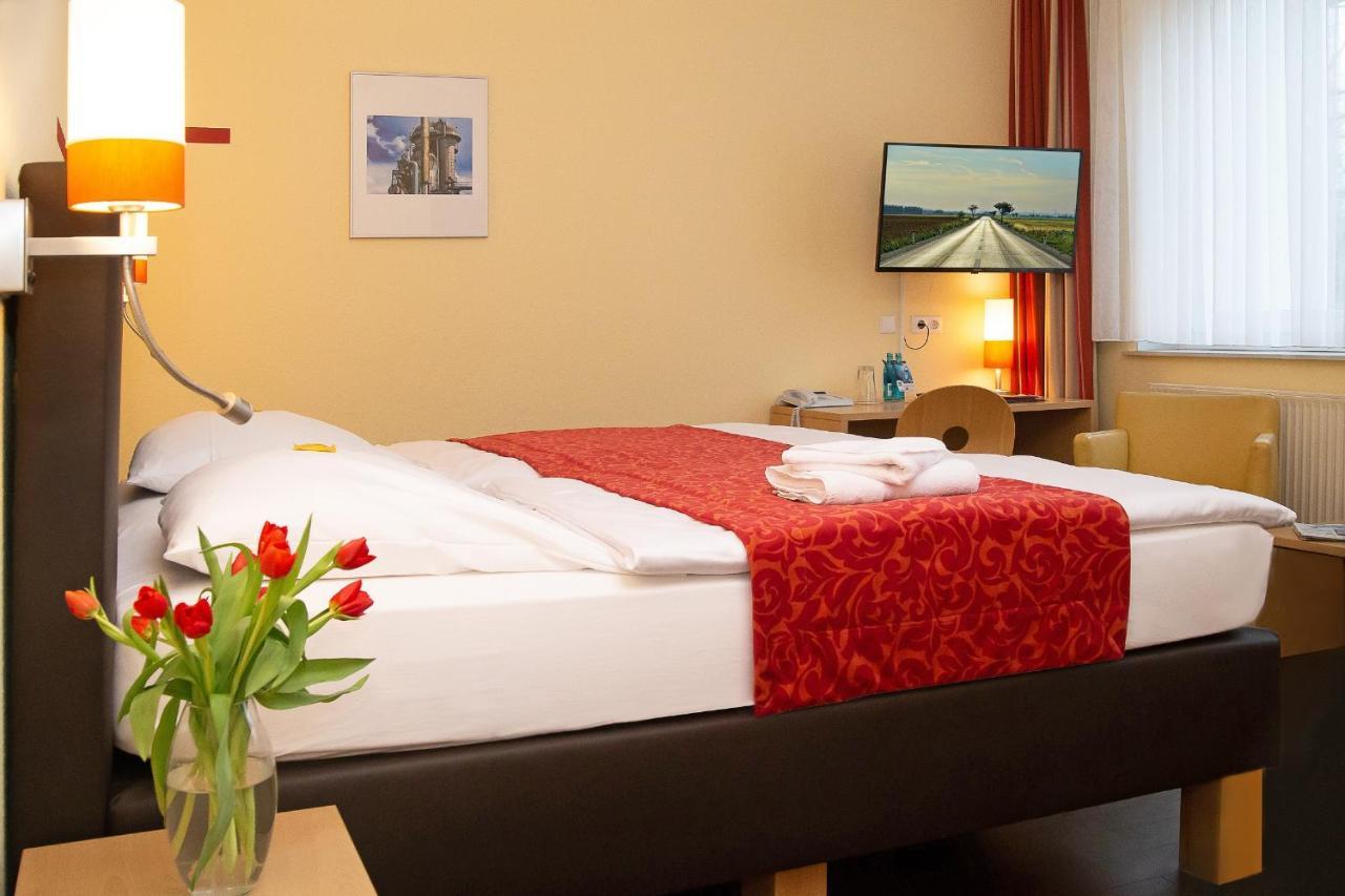 Hotel Neuhaus Дортмунд Экстерьер фото